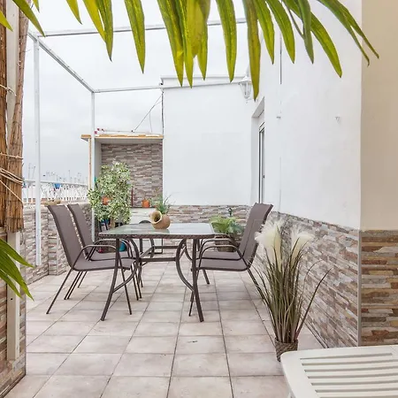 Atico Gran Terraza Triana * إشبيلية