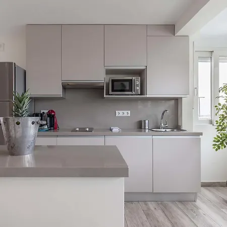 Atico Gran Terraza Triana شقة *