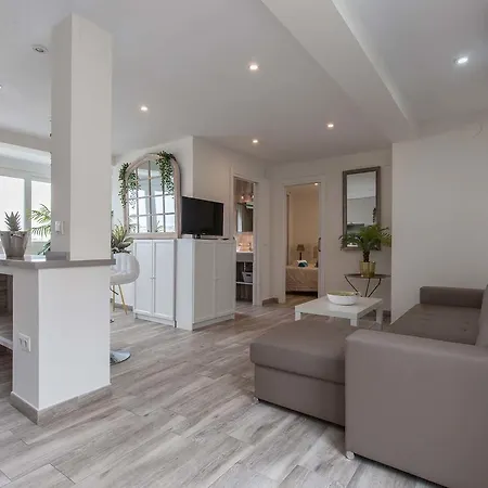 Atico Gran Terraza Triana إشبيلية